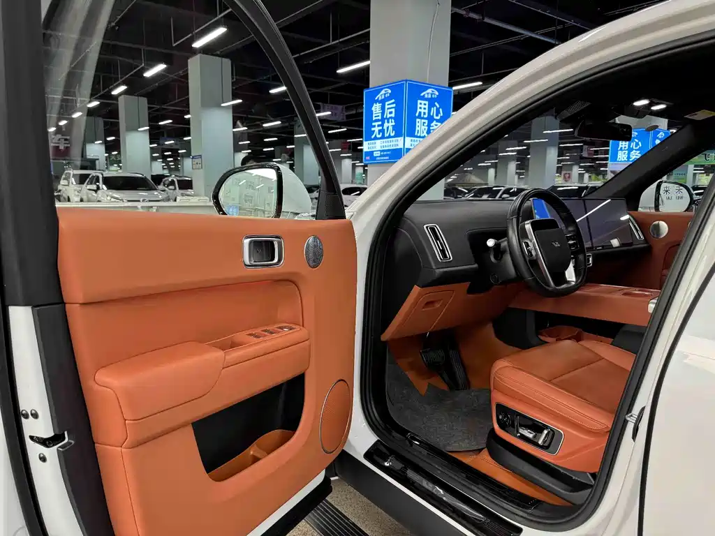 Li Auto Li L7 2025