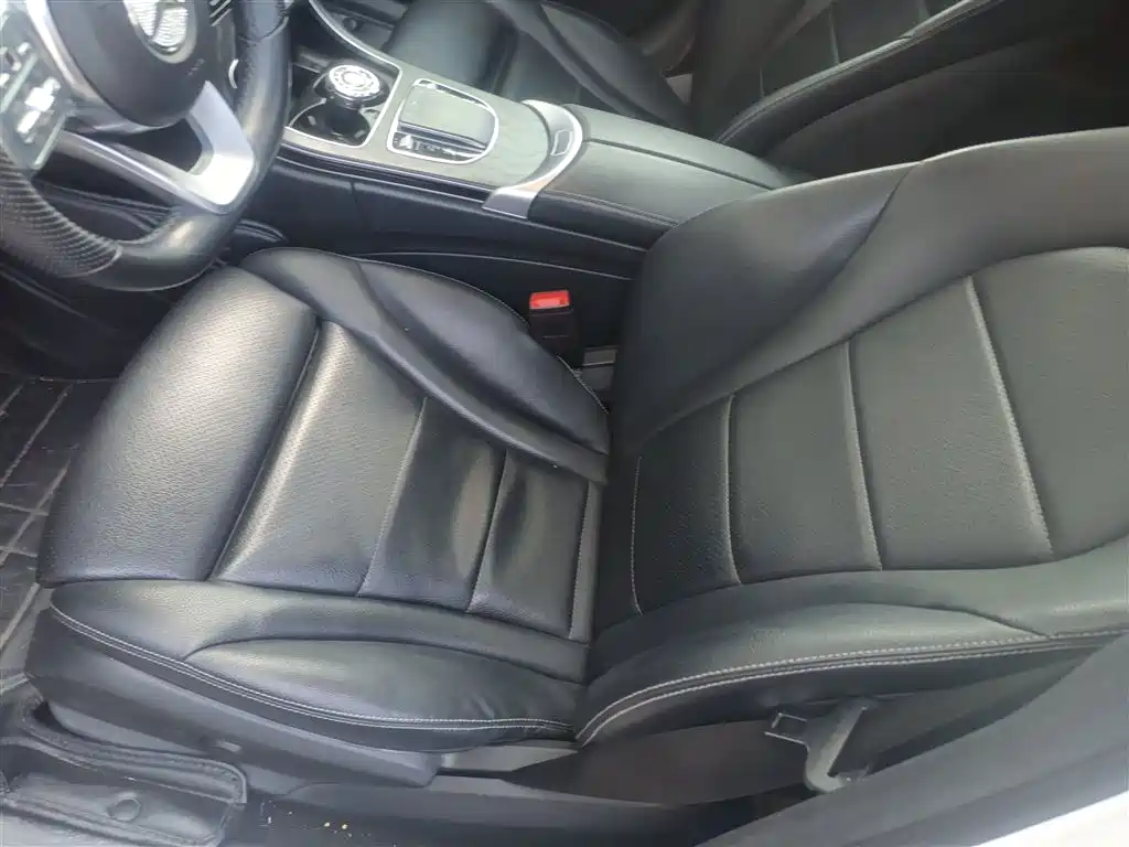 Mercedes-Benz C-Class 2019 — фото 15