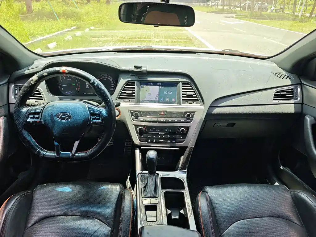 Hyundai Sonata 2016 — фото 10