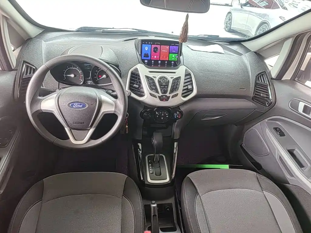 Ford Ecosport 2014 — фото 10