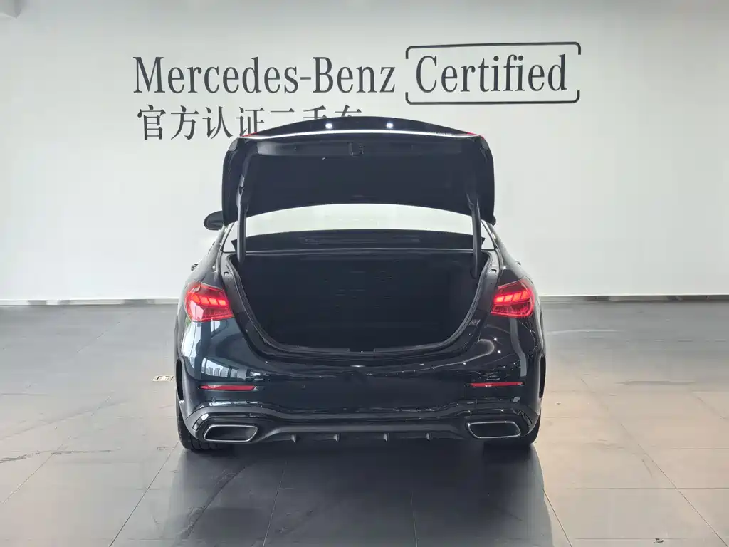 Mercedes-Benz C-Class 2023 — фото 13