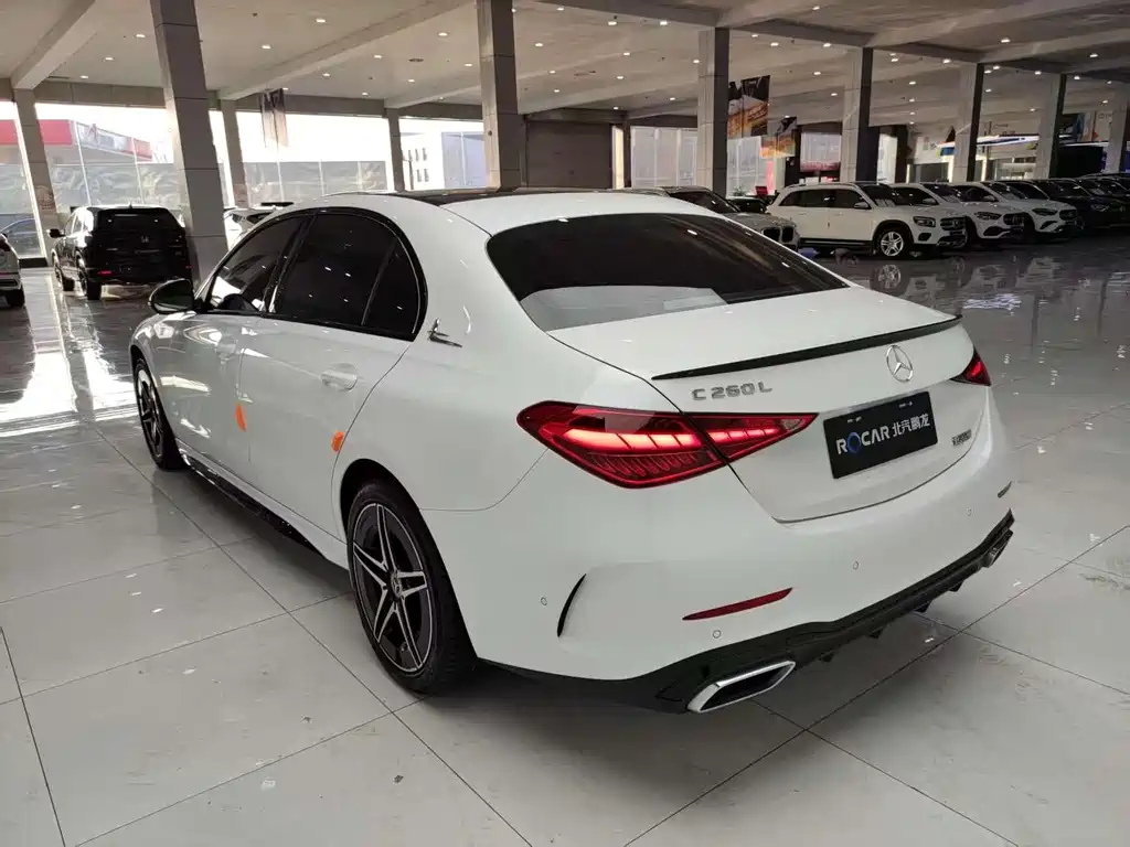 Mercedes-Benz C-Class 2023 — фото 29