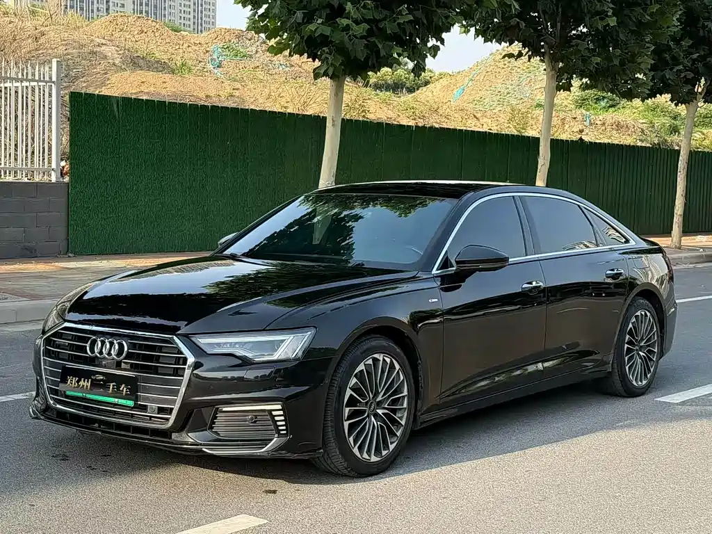 Audi A6L New Energy 2022 — фото 1