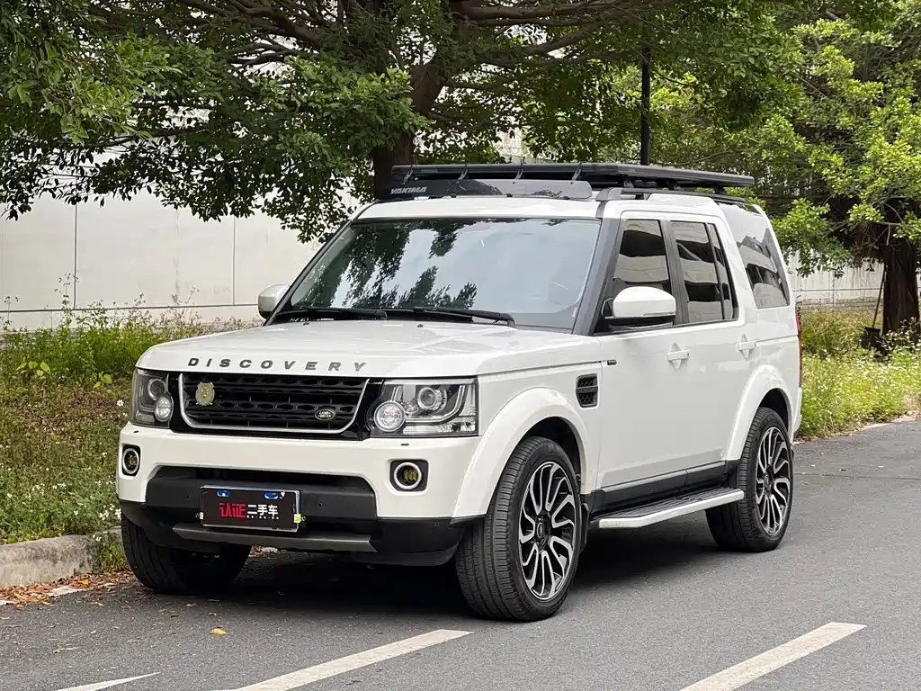 Land Rover Discovery 2015 — фото 1