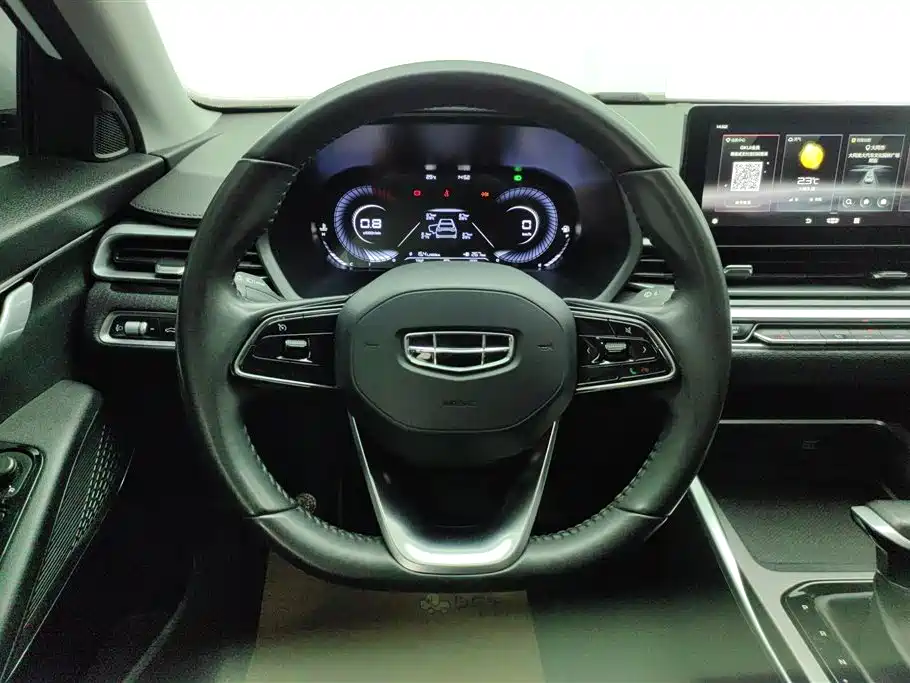 Geely Emgrand 2023 — фото 15