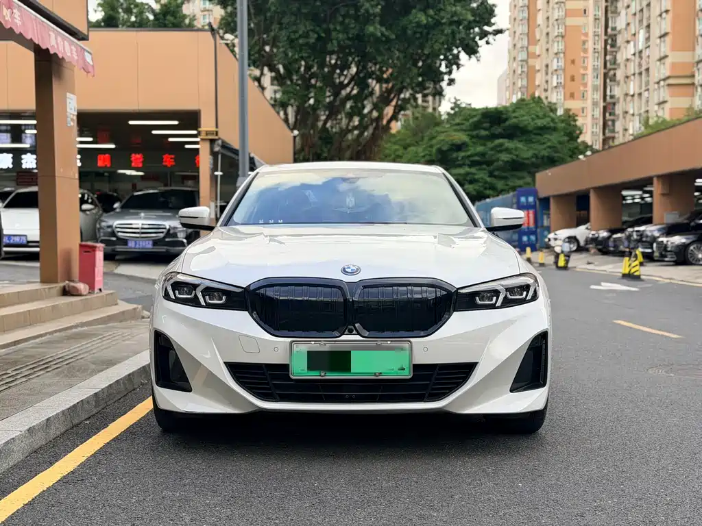 BMW i3 2024
