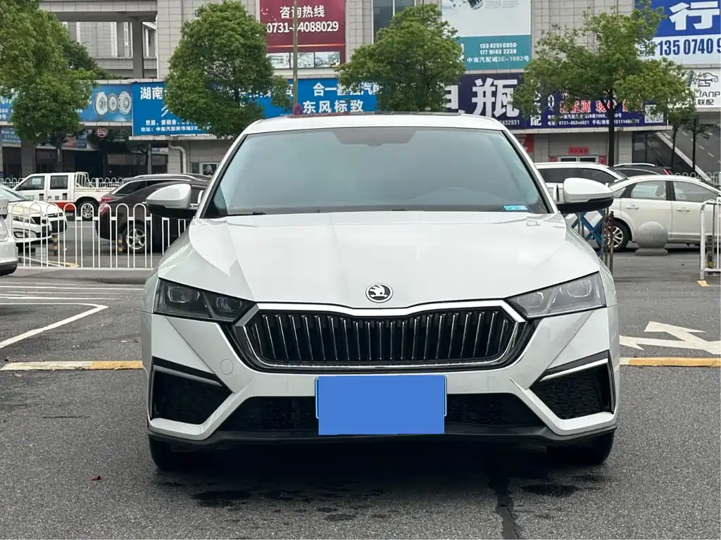 Skoda Octavia 2023