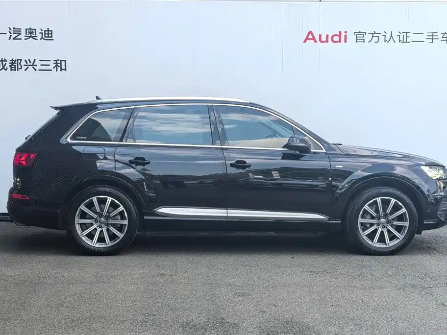 Audi Q7 2018 — фото 3