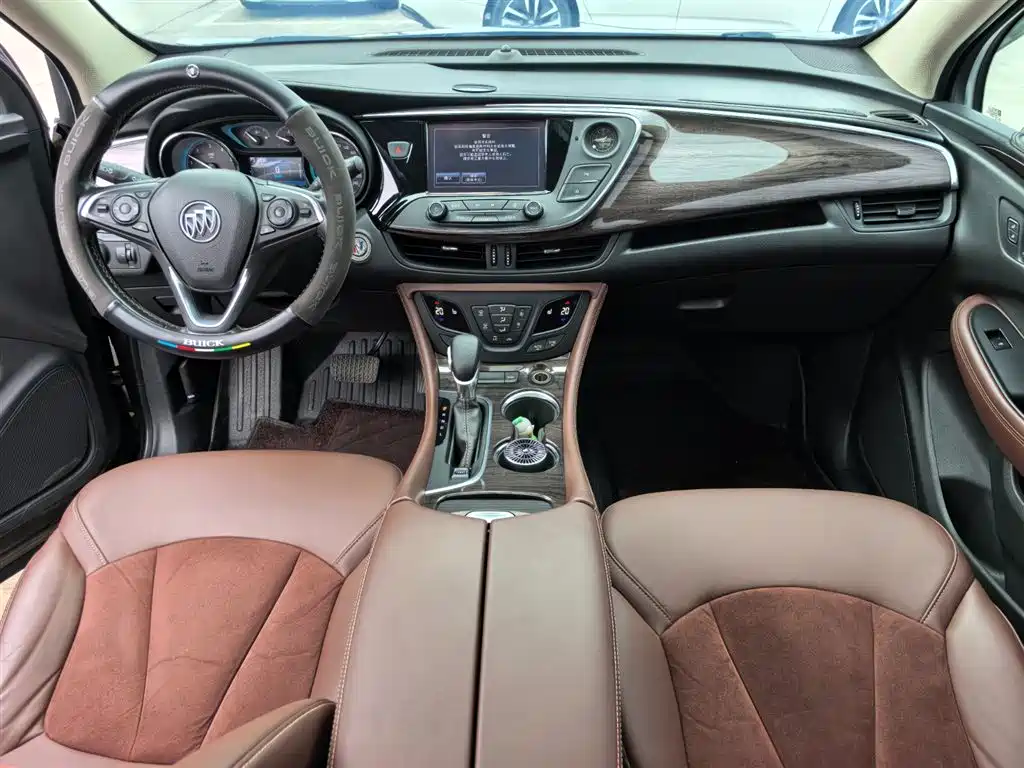 Buick Envision Plus 2017 — фото 10