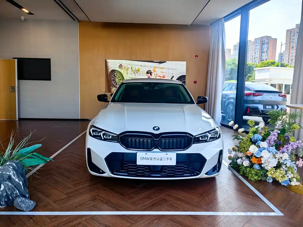 BMW 3 Series 2024