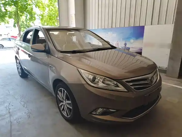 Changan Eado 2015