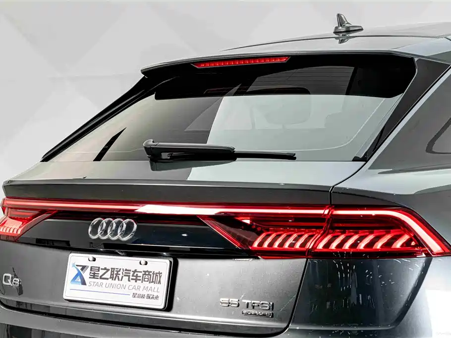 Audi Q8 2021 — фото 8