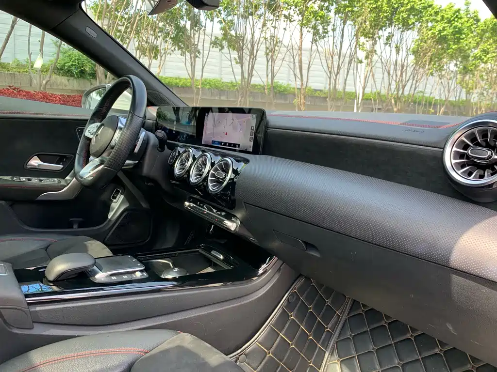 Mercedes-Benz CLA 2021 — фото 28
