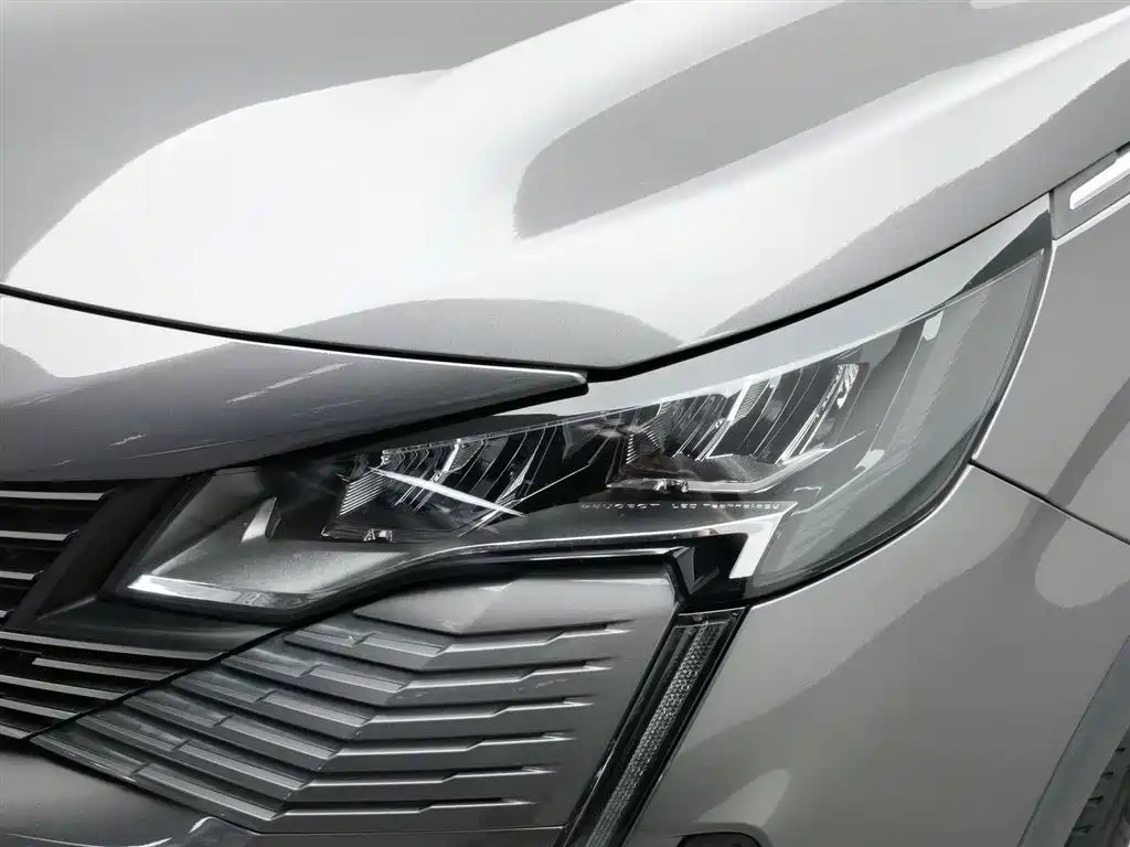 Peugeot 4008 2022 — фото 7