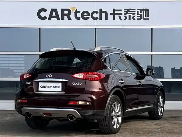Infiniti QX50 2015
