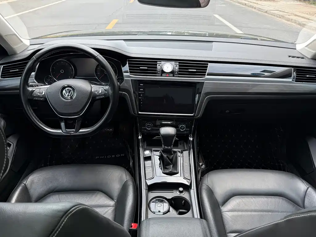 Volkswagen Phideon 2019