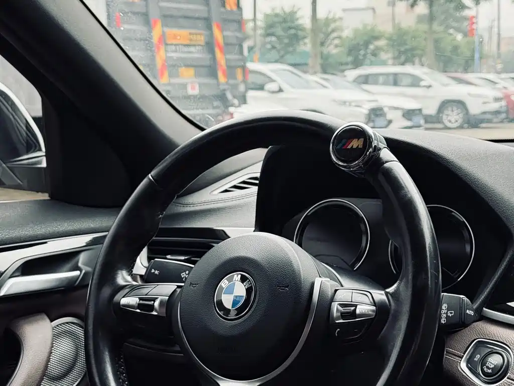 BMW X2 2021 — фото 30