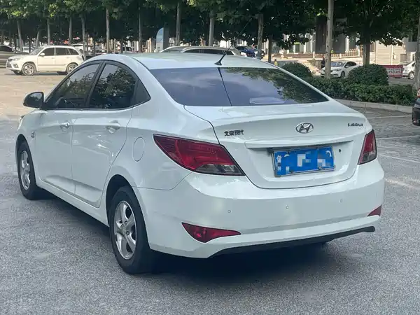 Hyundai Accent 2016