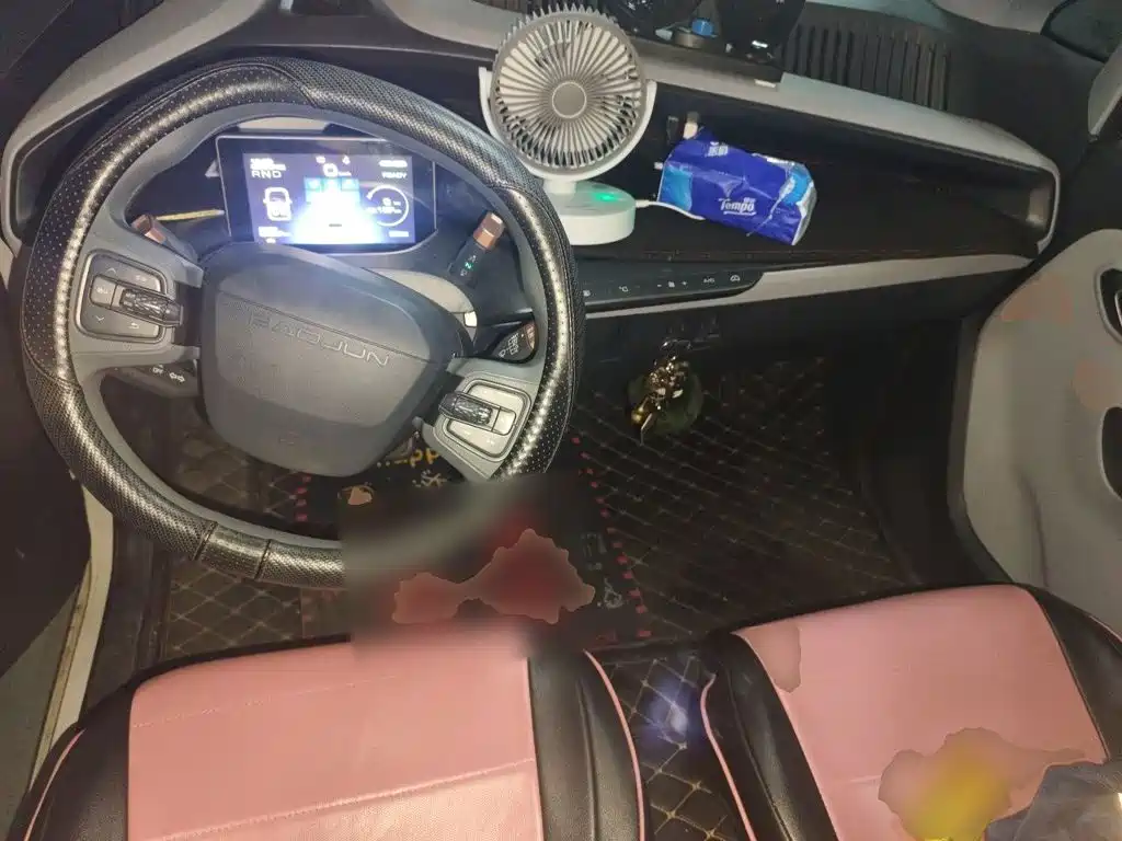 Baojun E200 2021