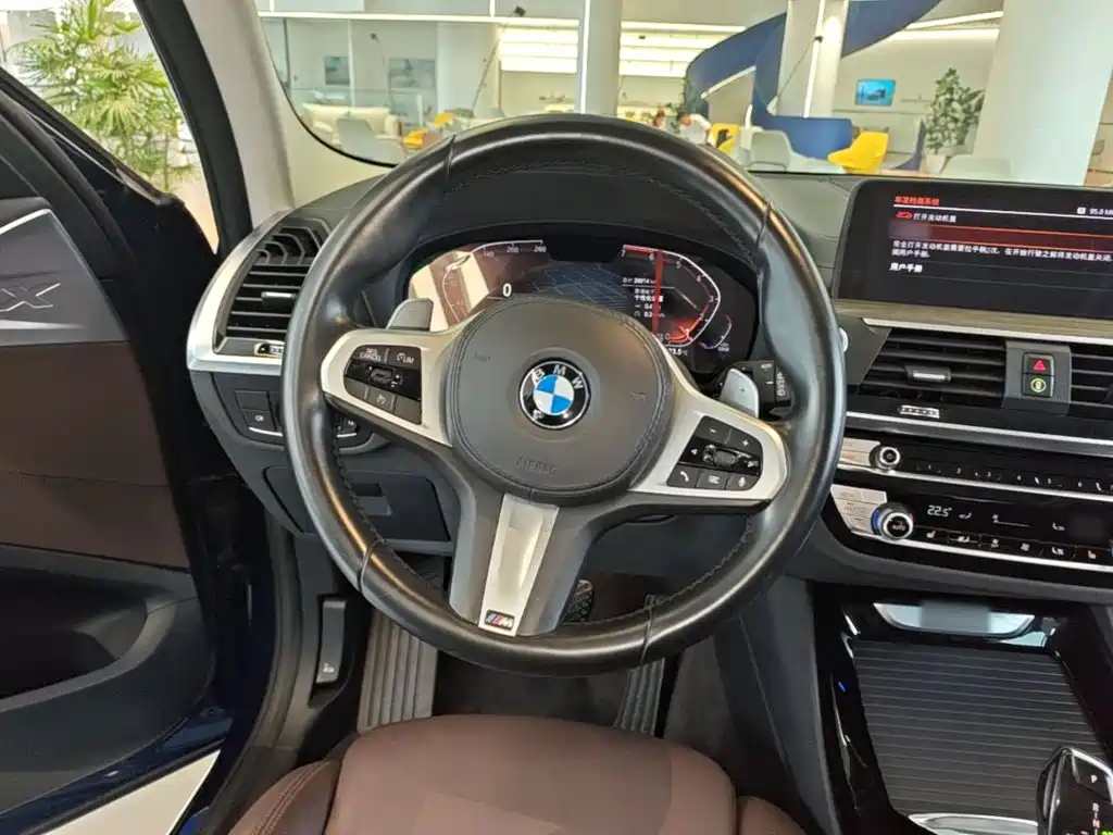 BMW X3 2021 — фото 17