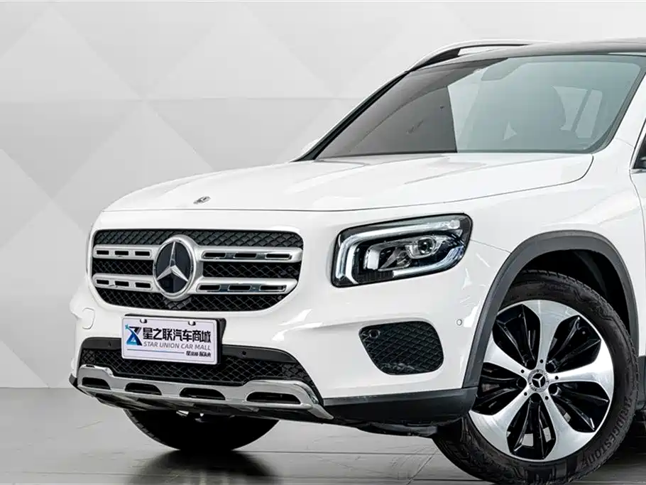 Mercedes-Benz GLB 2023 — фото 3