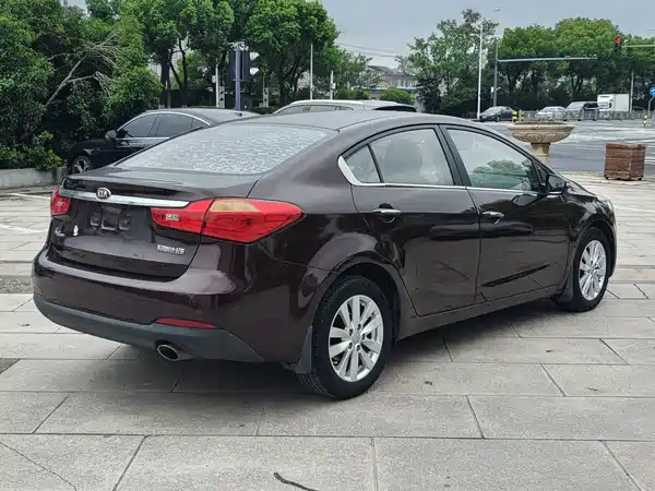Kia K3 2013