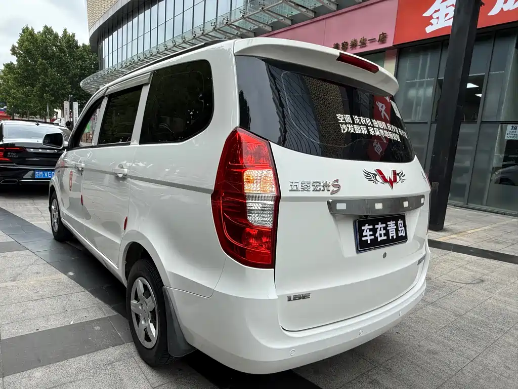 Wuling Hongguang 2018 — фото 13