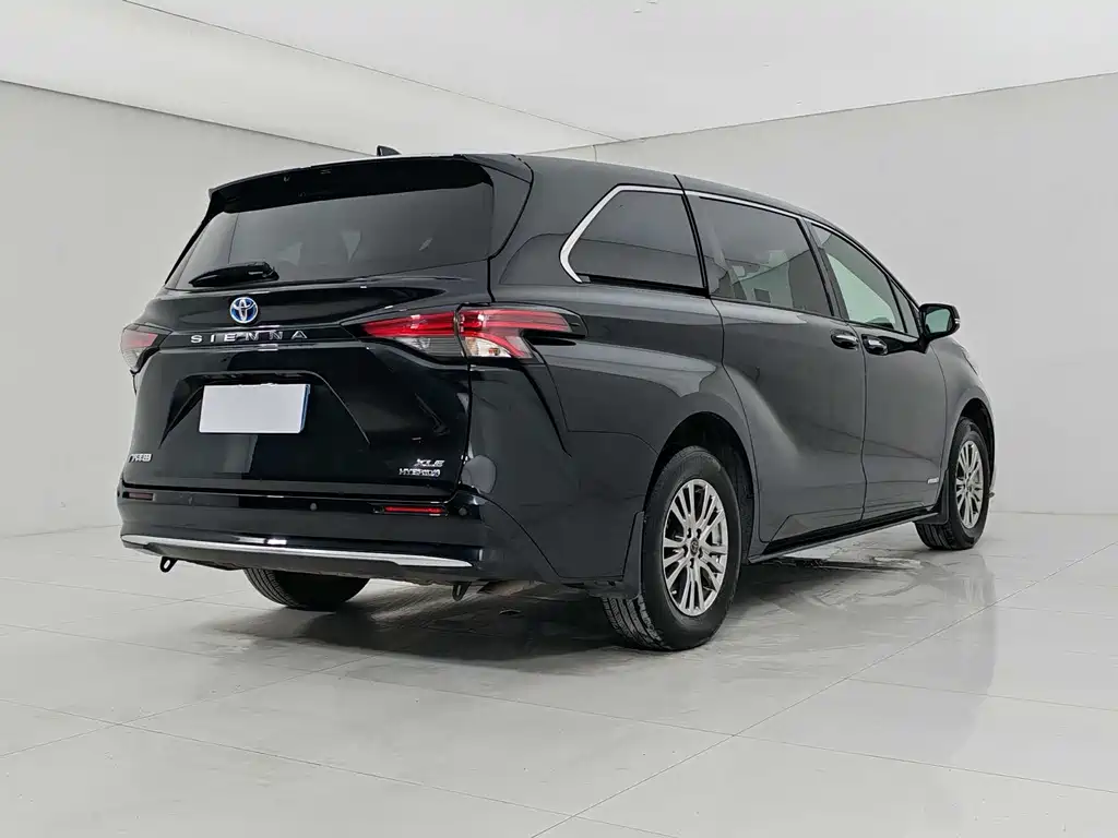 Toyota Sienna 2023
