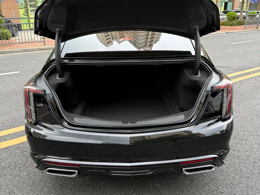 Cadillac CT5 2020 — фото 12