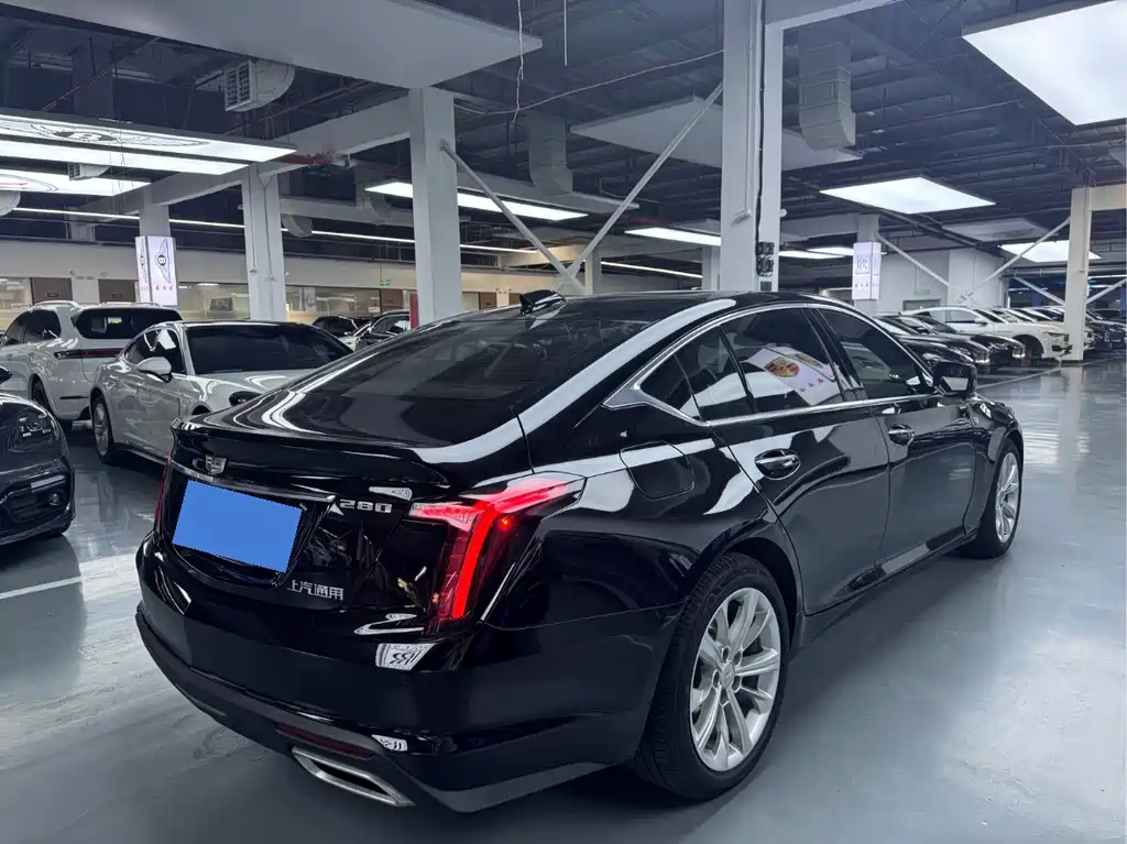 Cadillac CT5 2025 — фото 15