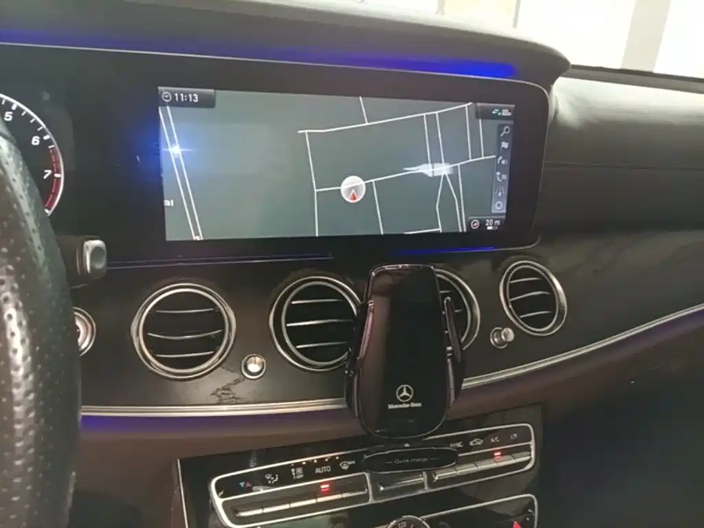 Mercedes-Benz E-Class 2016 — фото 13