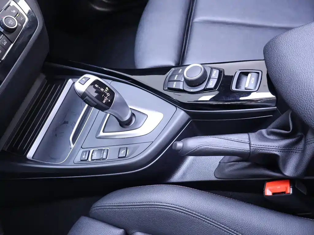 BMW 2 Series 2020 — фото 12
