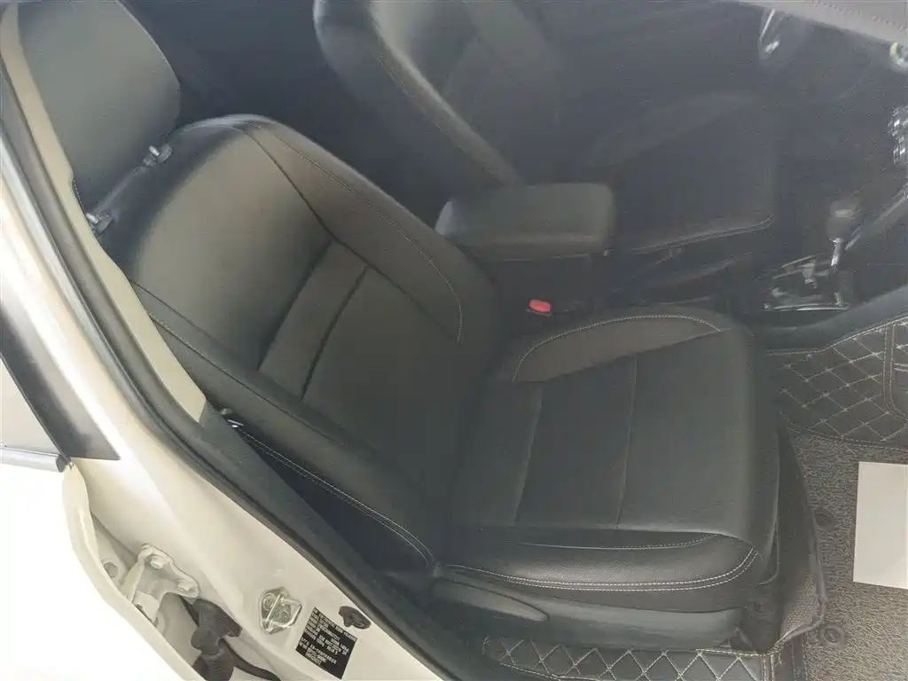 Toyota Vios FS 2022 — фото 25