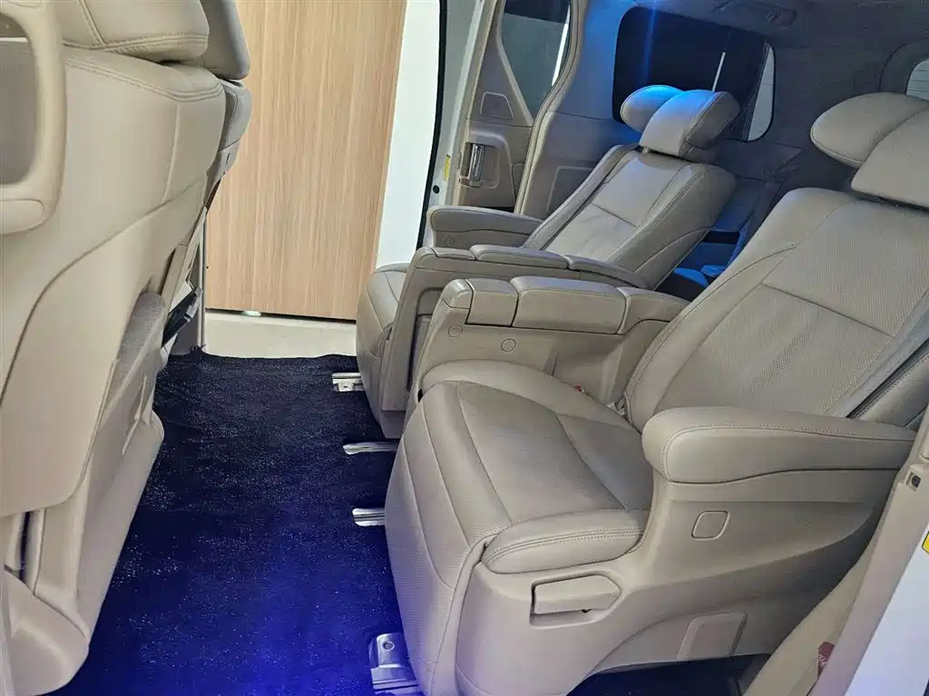 Toyota Alphard 2014 — фото 6