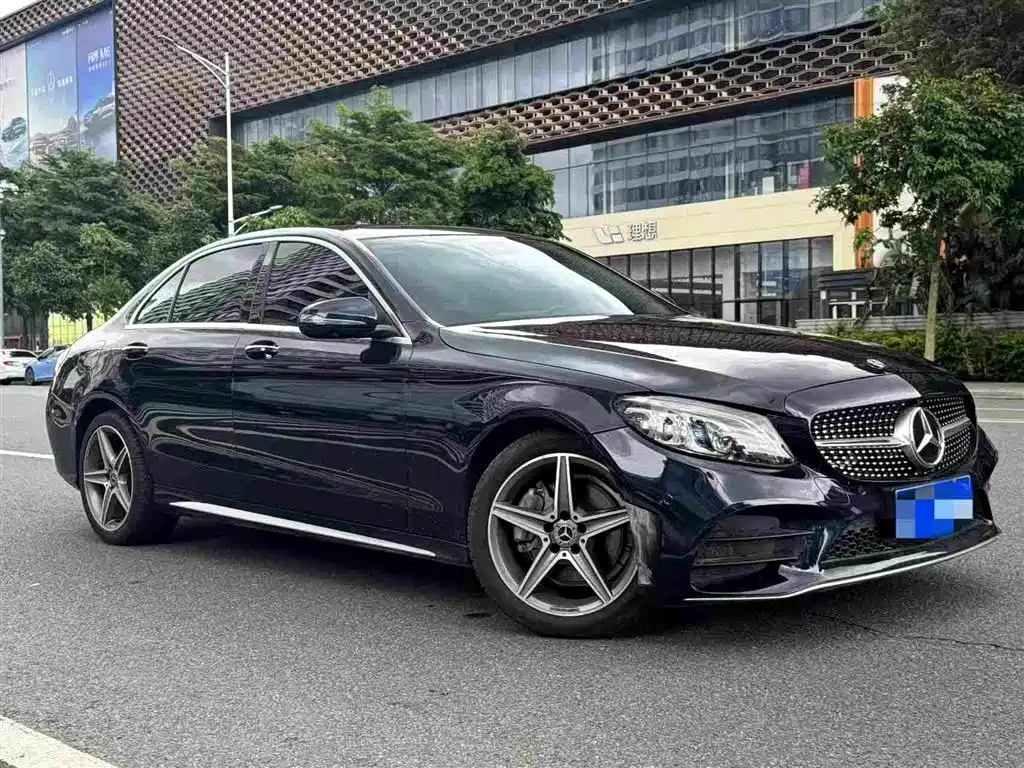 Mercedes-Benz C-Class 2019