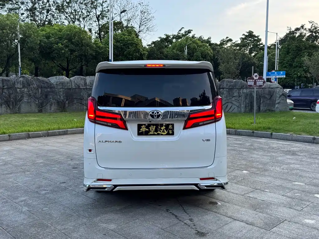 Toyota Alphard 2019 — фото 5