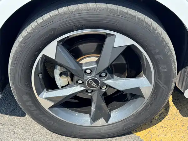Audi Q3 2021