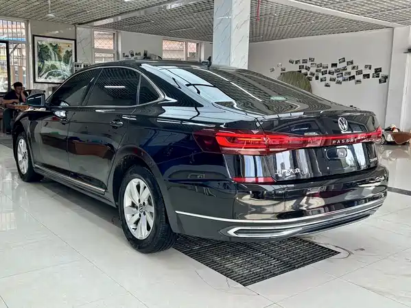 Volkswagen Passat 2022
