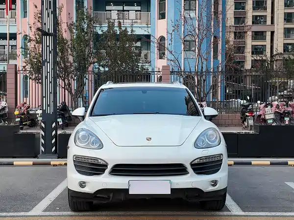 Porsche Cayenne 2011