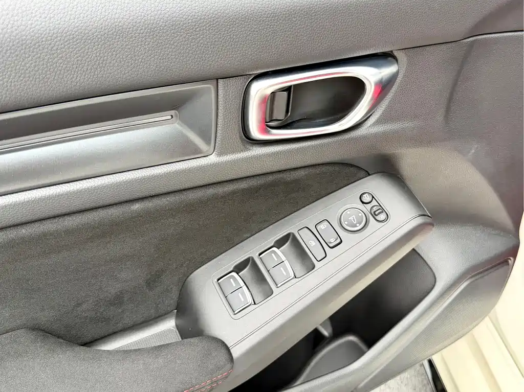 Honda Civic 2025 — фото 13