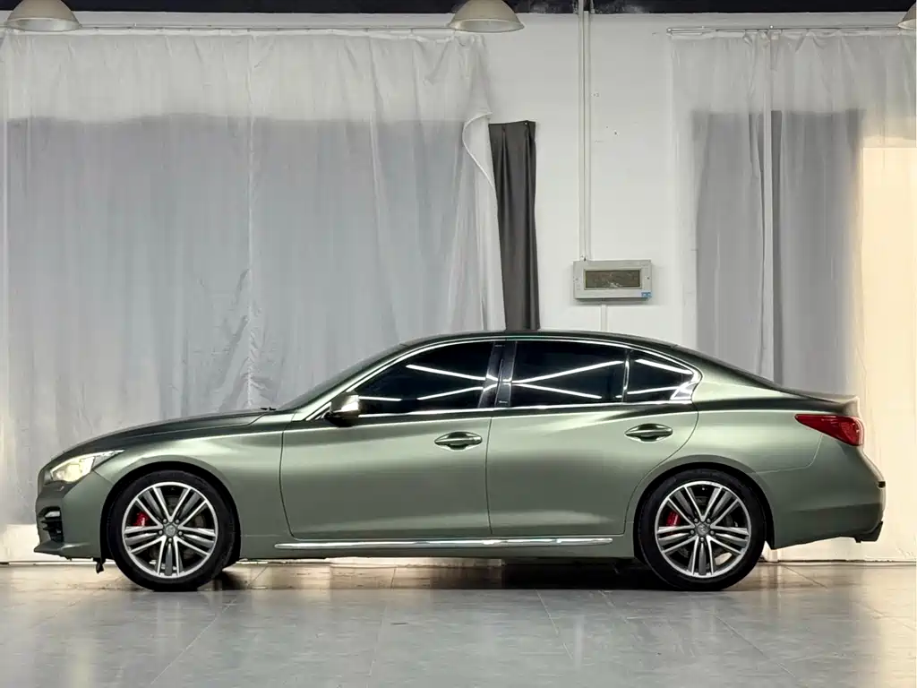 Infiniti Q50L 2015