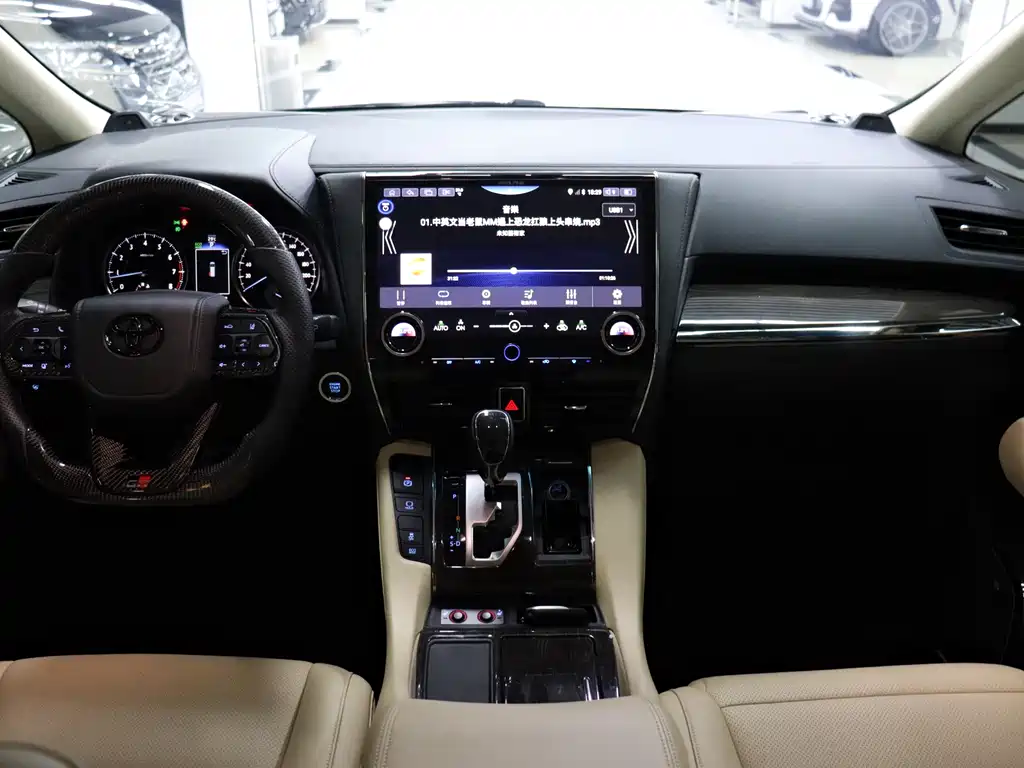Toyota Alphard 2017