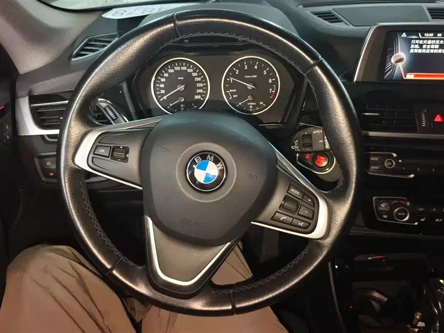 BMW X1 2017 — фото 15