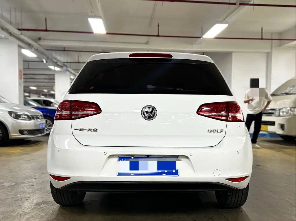 Volkswagen Golf 2016