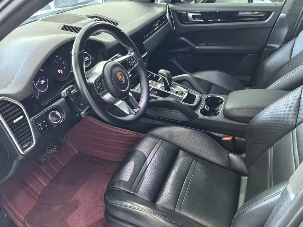 Porsche Cayenne 2020