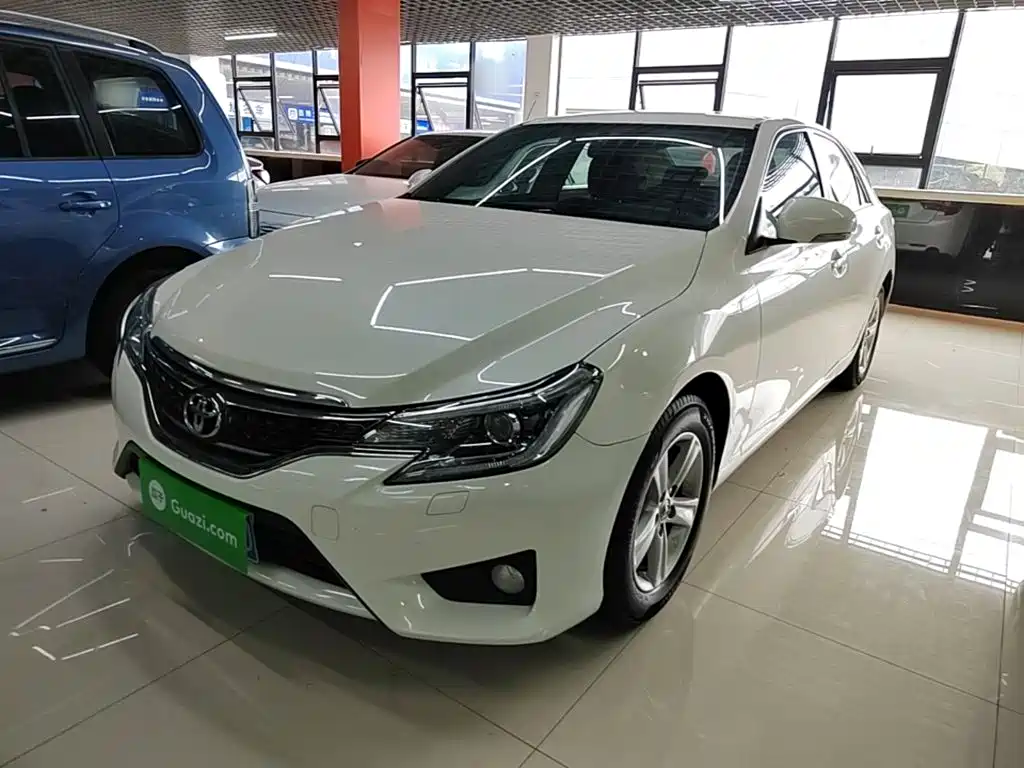 Toyota Reiz 2016