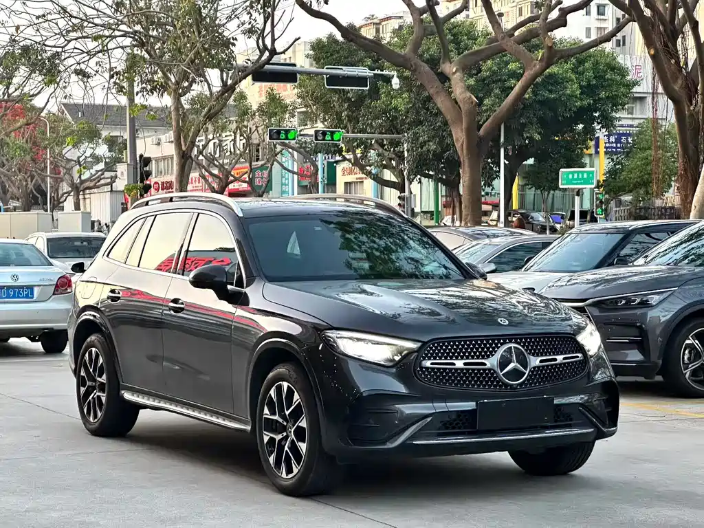 Mercedes-Benz GLC 2023 — фото 3