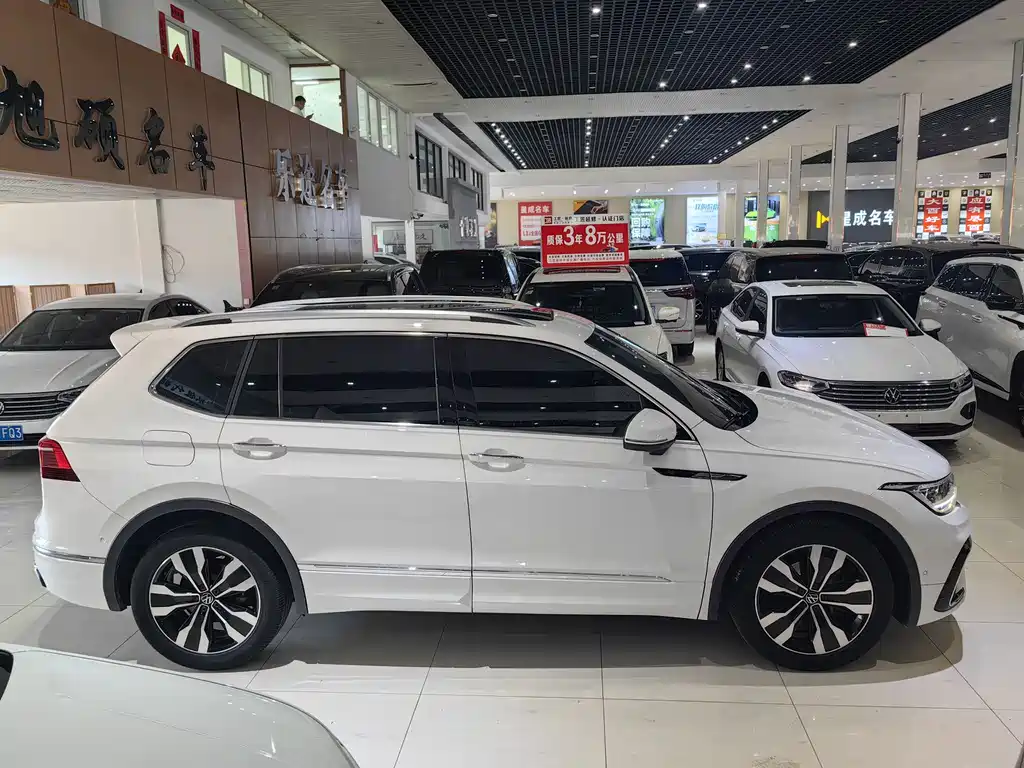 Volkswagen Tiguan L 2021 — фото 6
