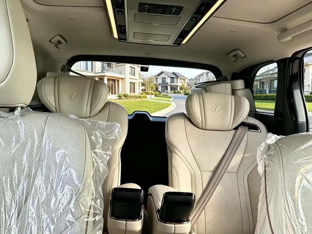 Lexus LM 2026