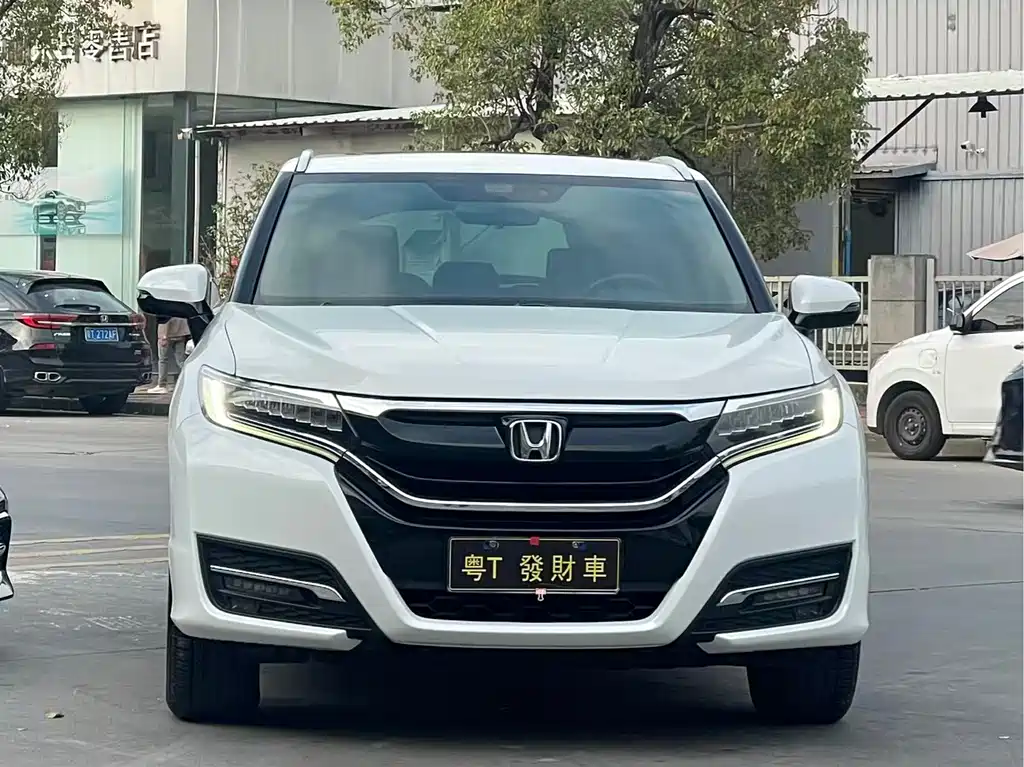 Honda UR-V 2018 — фото 2